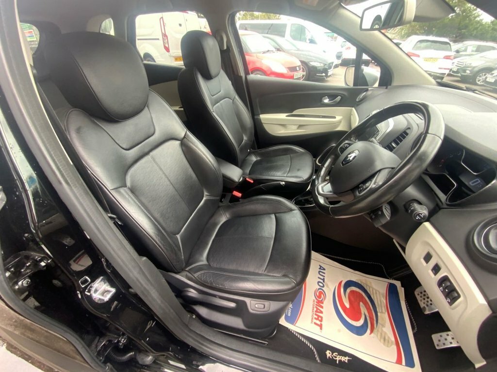 Renault Captur 0.9 Dynamique S Nav Tce 90 Bhp Black #18