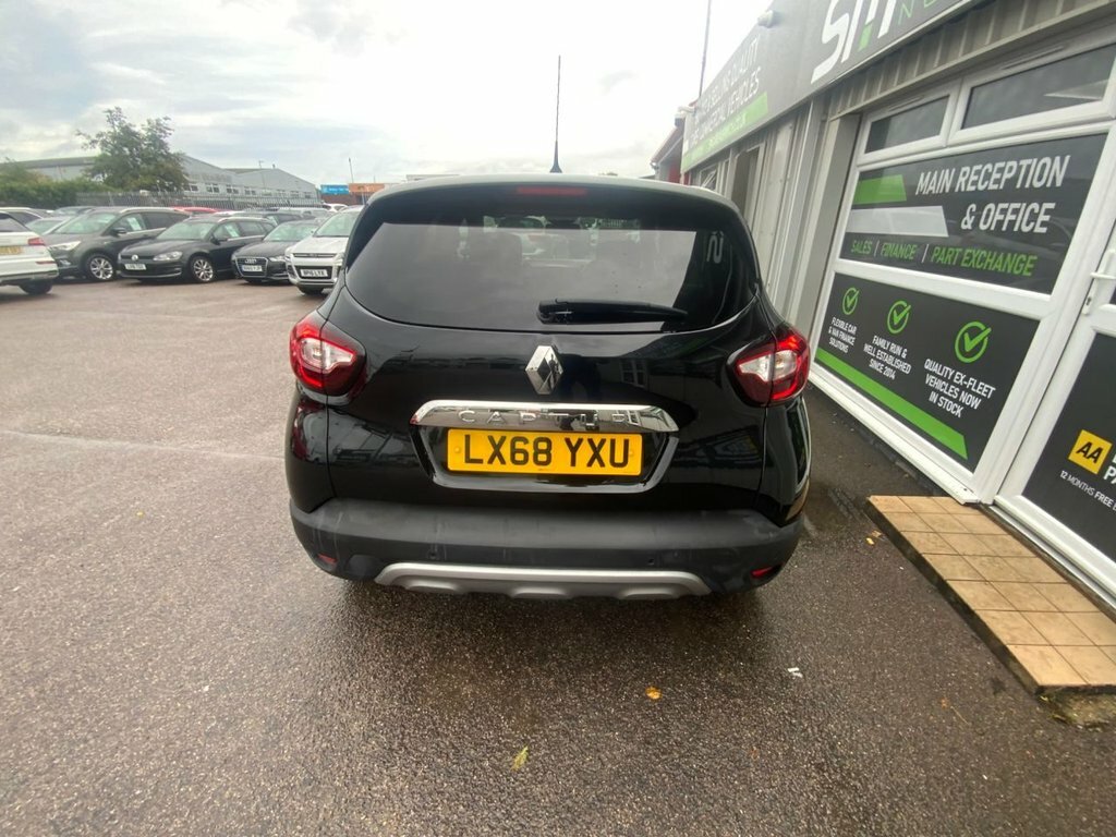 Renault Captur 1.5L Gt Line Black #2