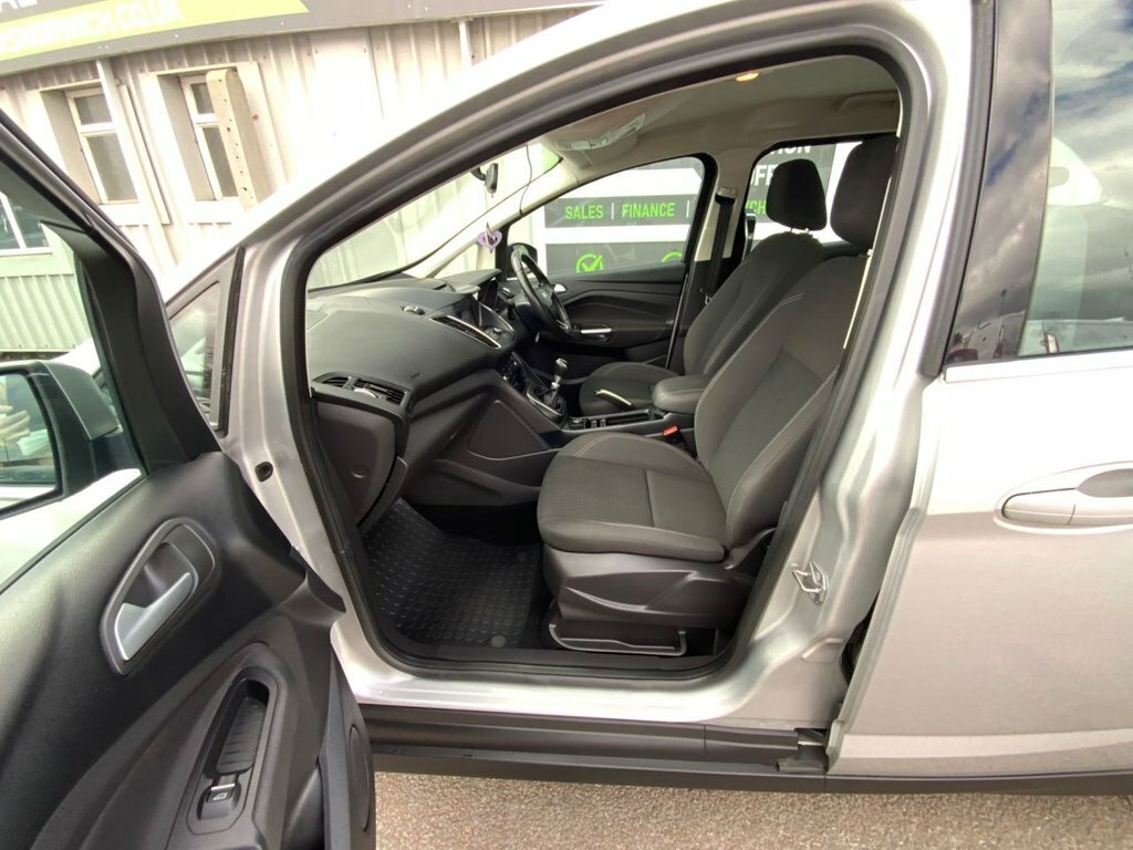 Ford Grand C-Max Grand Zetec Tdci Black #7