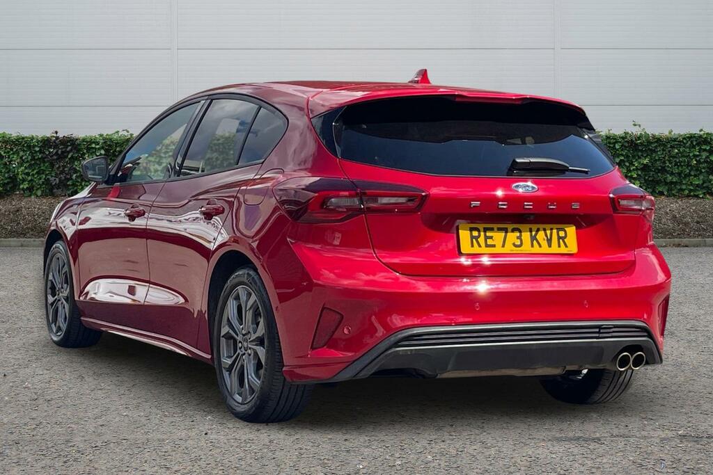 Ford Focus Ford Focus Hatchback 1.0 Ecoboost St-line RE73KVR Red #2