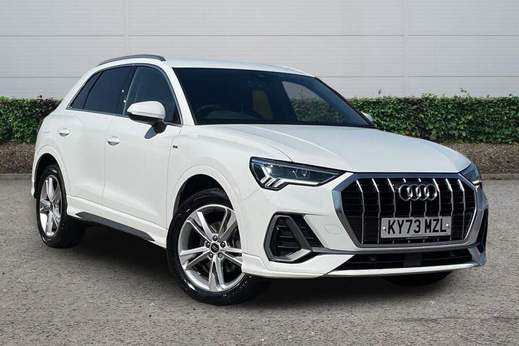 Audi Q3 Audi Q3 Estate 35 Tfsi S Line S Tronic White