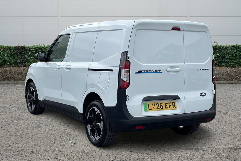 Ford Transit Courier Ford E-transit Courier 100Kw 43Kwh Limited Van Aut White #2