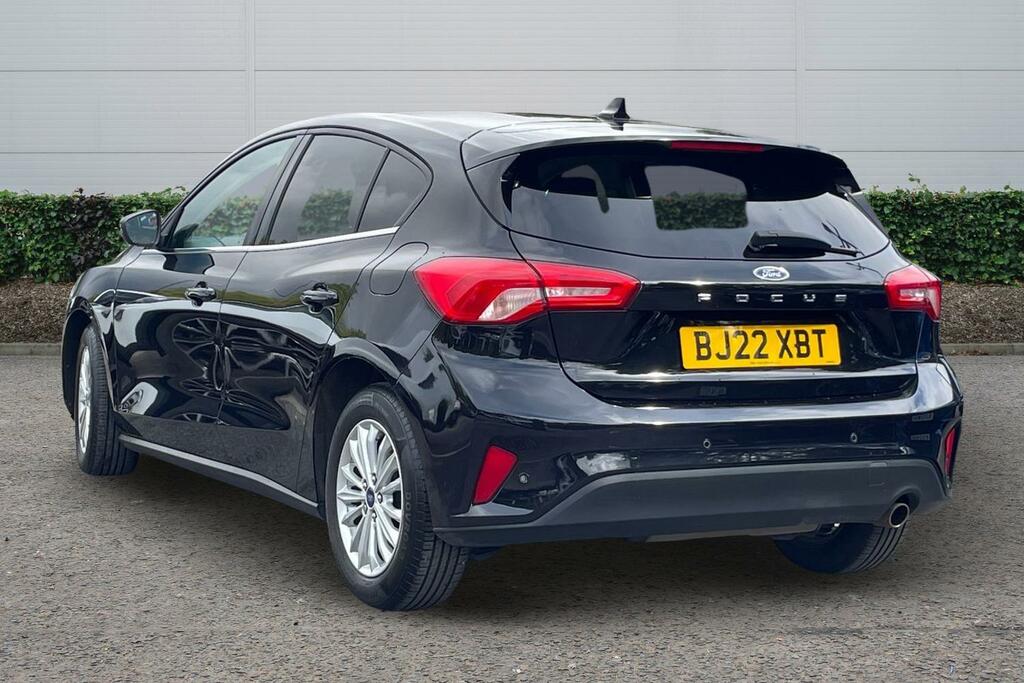 Ford Focus Ford Focus Hatchback 1.0 Ecoboost 125 Titanium Edi BJ22XBT Black #2