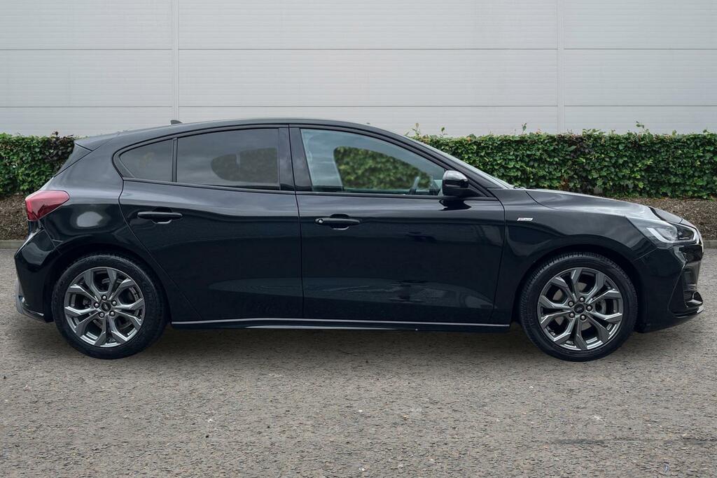 Ford Focus Ford Focus Hatchback 1.0 Ecoboost Hybrid Mhev 155 DT24CNX Black #3