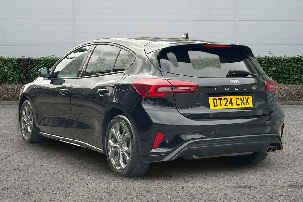 Ford Focus Ford Focus Hatchback 1.0 Ecoboost Hybrid Mhev 155 DT24CNX Black #2
