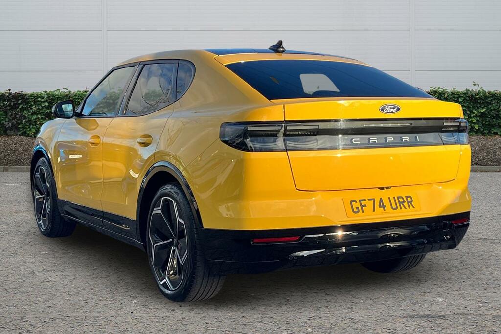 Ford Capri Ford Capri Estate 250Kw Premium 79Kwh Awd Yellow #2