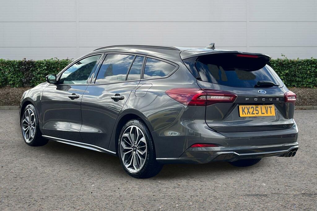 Ford Focus St-line X Red #2