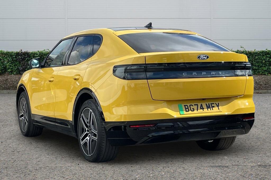 Ford Capri Ford Capri Estate 210Kw Premium 77Kwh Yellow #2