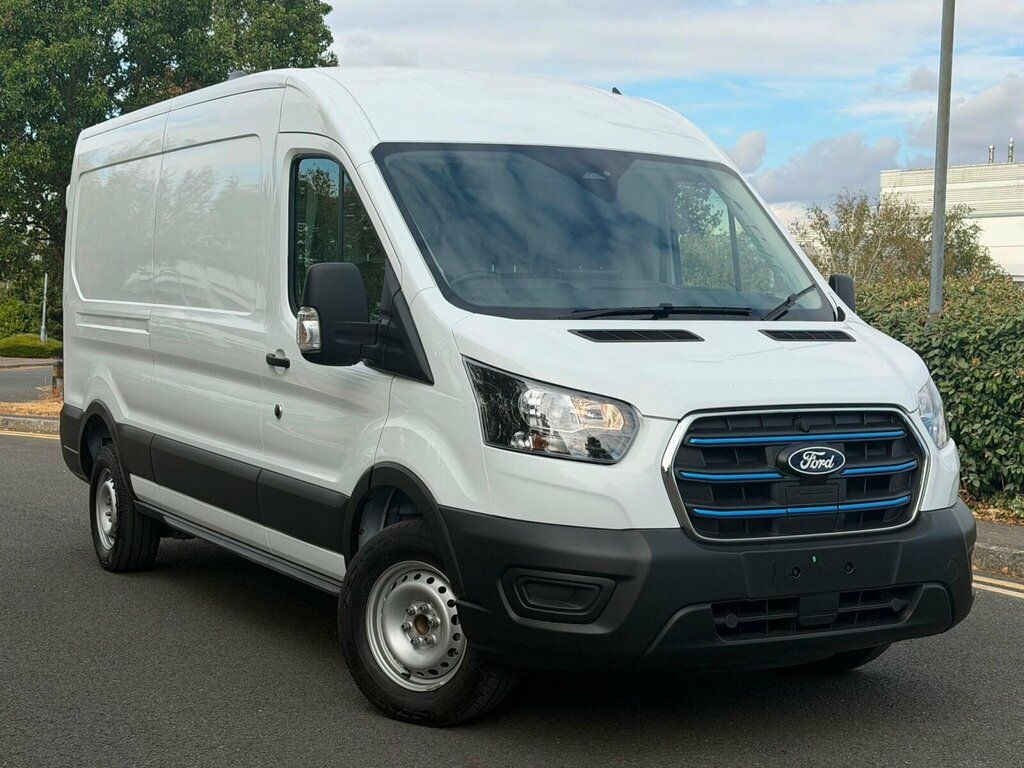 Ford Transit Custom Ford E-transit 350 L3 Rwd 135Kw 68Kwh H2 Leader Va White