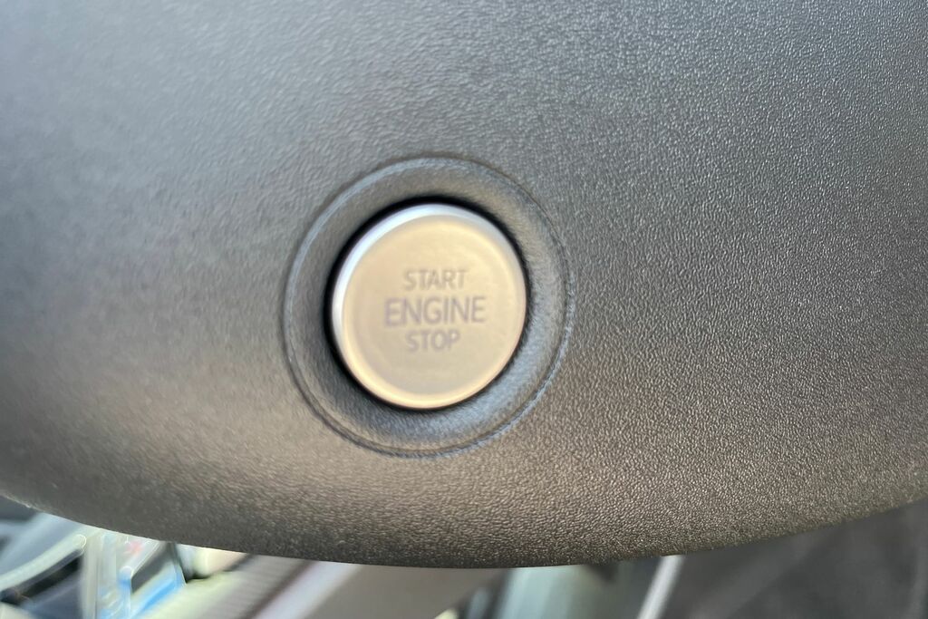 Ford Explorer 210Kw Select 77Kwh White #30