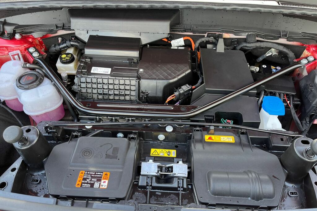 Ford Explorer 210Kw Select 77Kwh White #26