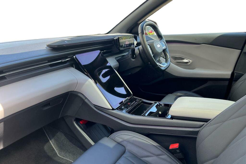 Ford Explorer 210Kw Select 77Kwh White #7