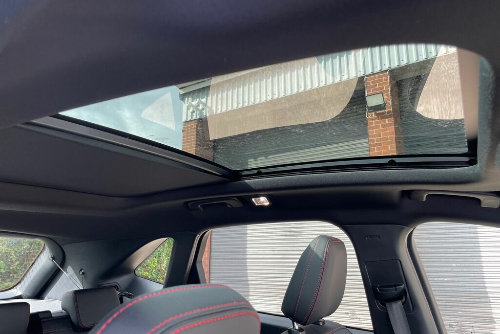 Ford Kuga St-line Black #37
