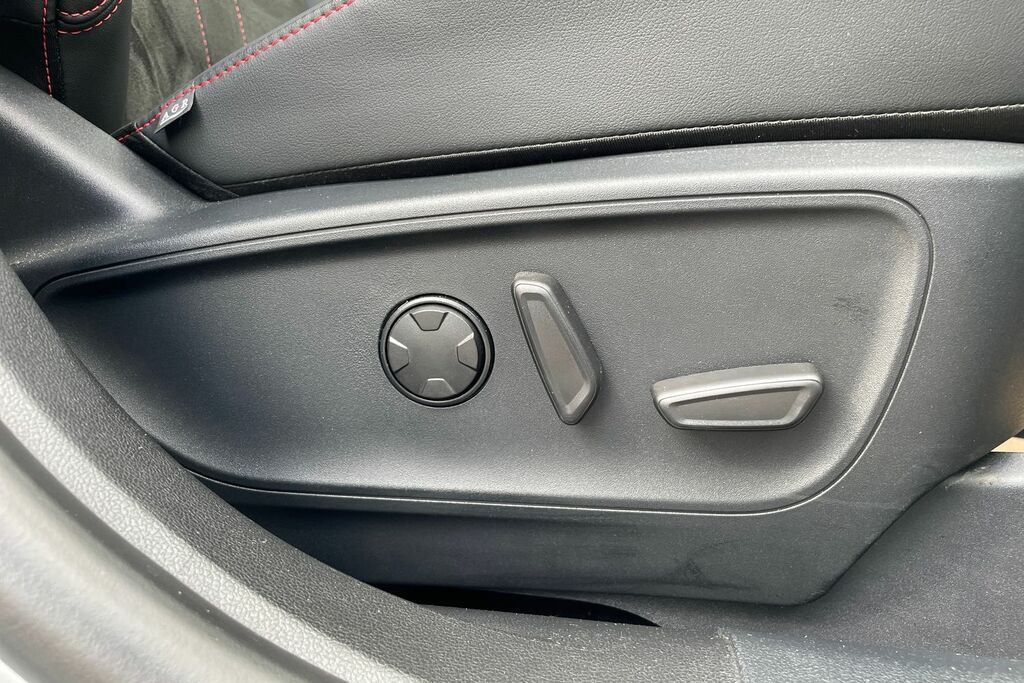 Ford Kuga St-line Black #20
