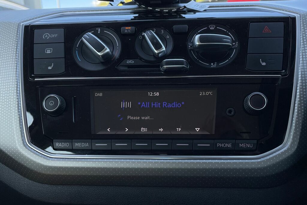 Volkswagen Up Move Up Black #34