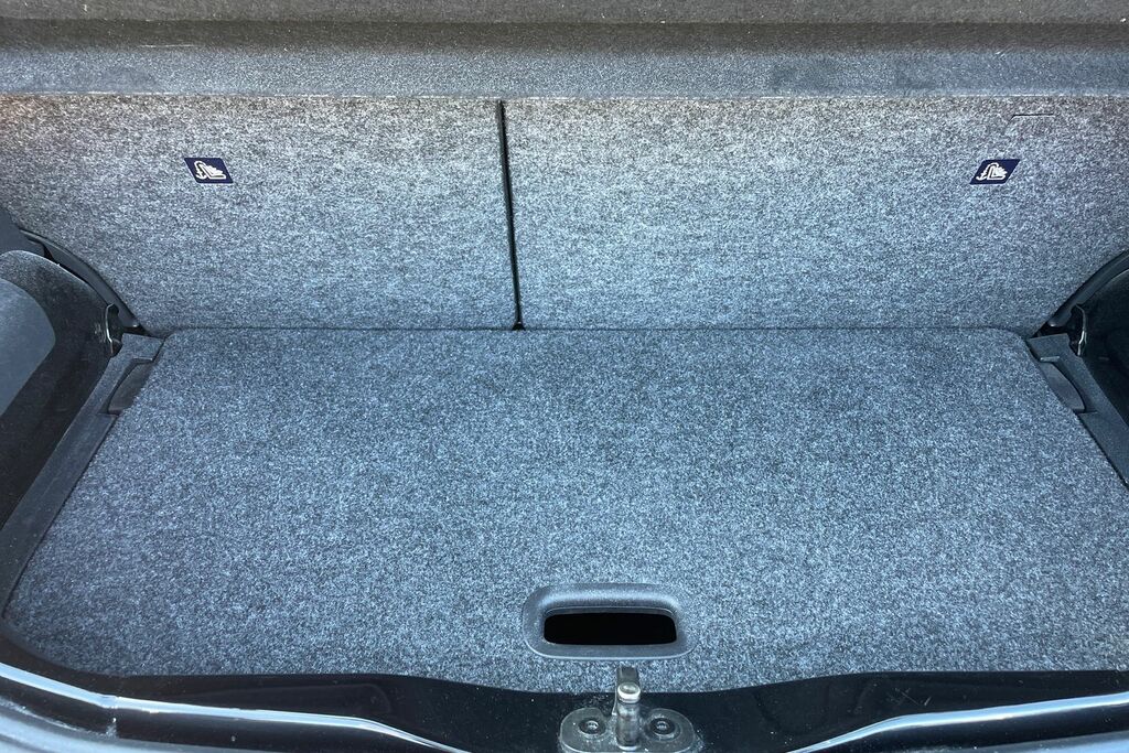Volkswagen Up Move Up Black #18