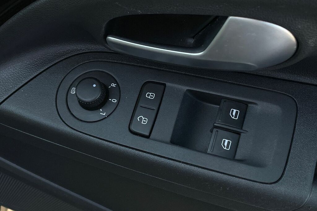 Volkswagen Up Move Up Black #16