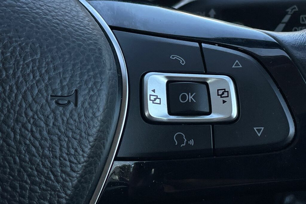 Volkswagen Up Move Up Black #32