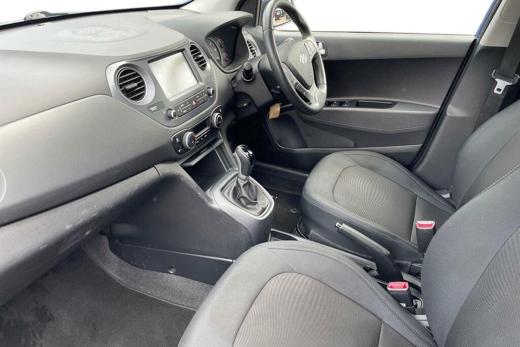 Hyundai I10 S White #7