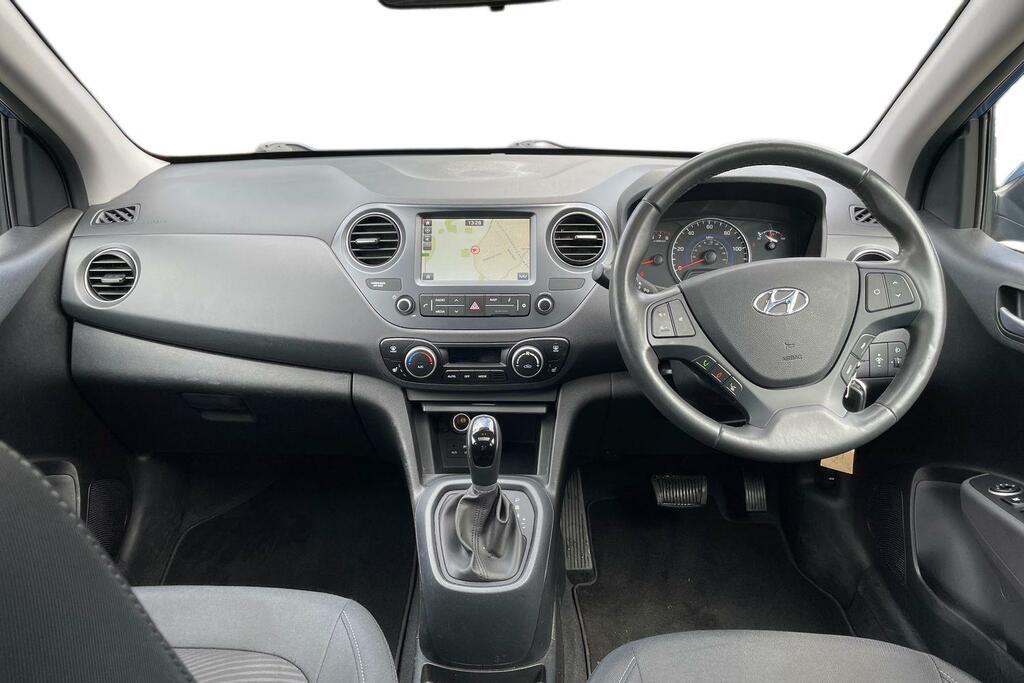 Hyundai I10 S White #9