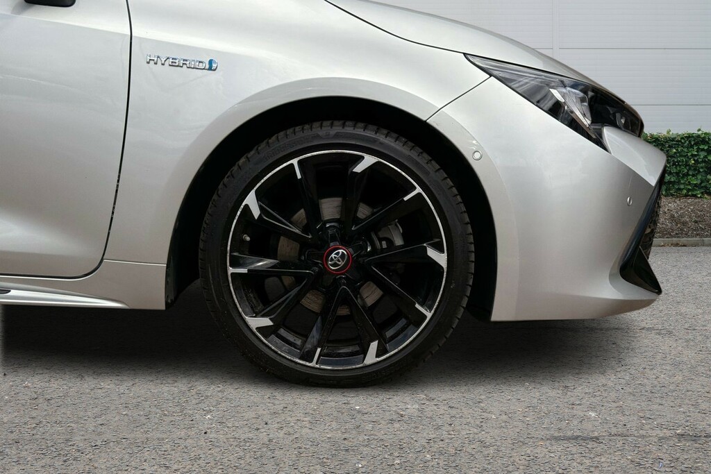 Toyota Corolla Toyota Corolla Hatchback 1.8 Vvt-i Hybrid Gr Sport Silver #6