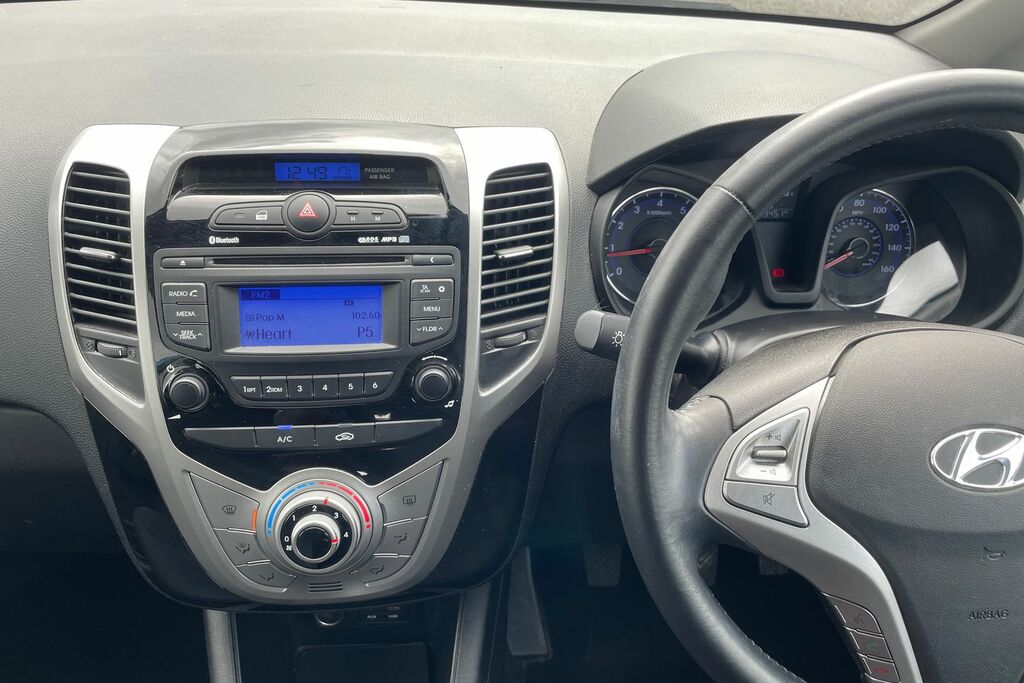 Hyundai Ix20  Red #14