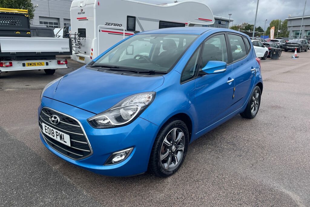 Hyundai Ix20  Red #26