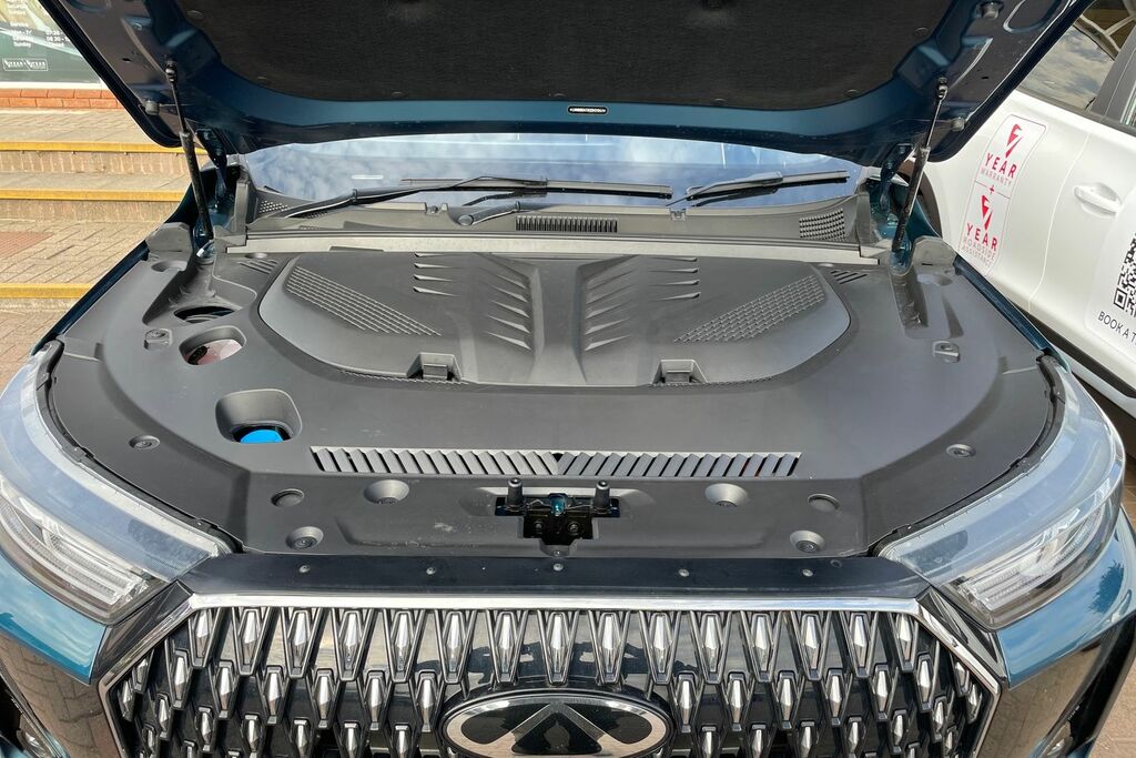 Chery Tiggo 7 1.5T Phev Summit Dht Silver #26
