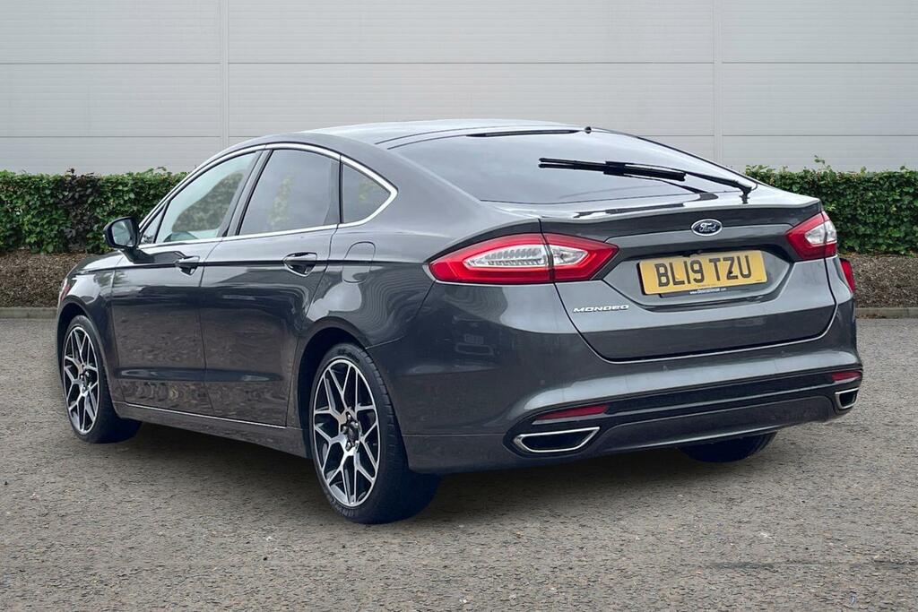 Ford Mondeo Ford Mondeo Hatchback 2.0 Tdci 180 Titanium Grey #2