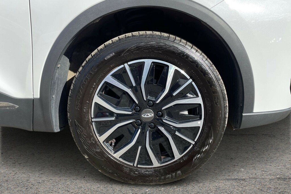 Chery Tiggo 7 Chery Tiggo 7 Estate 1.5T Phev Summit Dht White #6