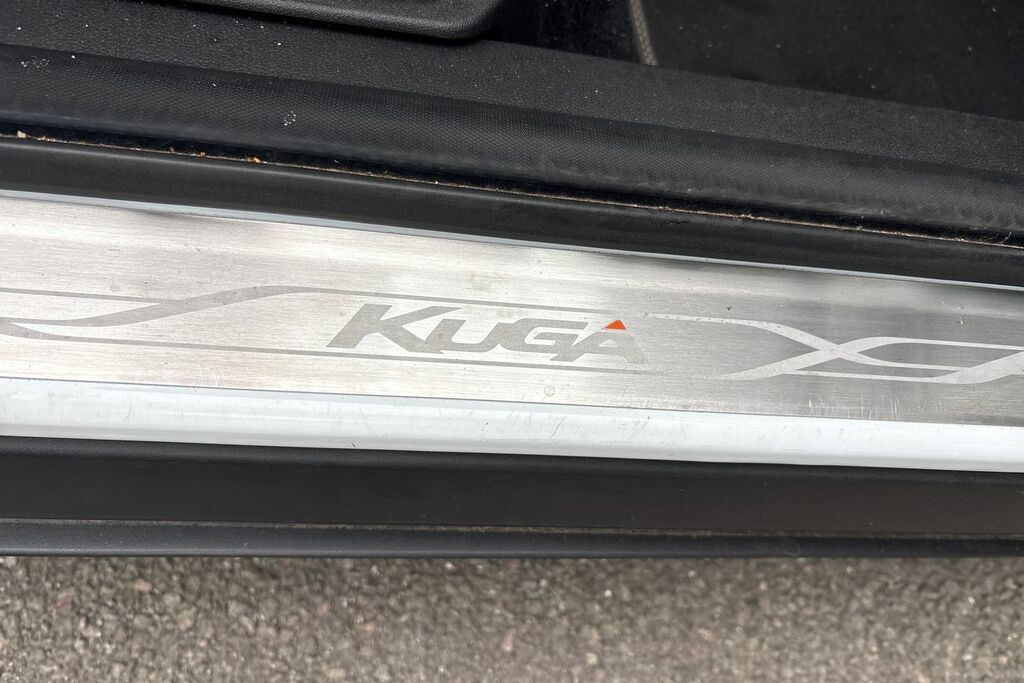 Ford Kuga 2.0 Tdci 180 Titanium Black #28