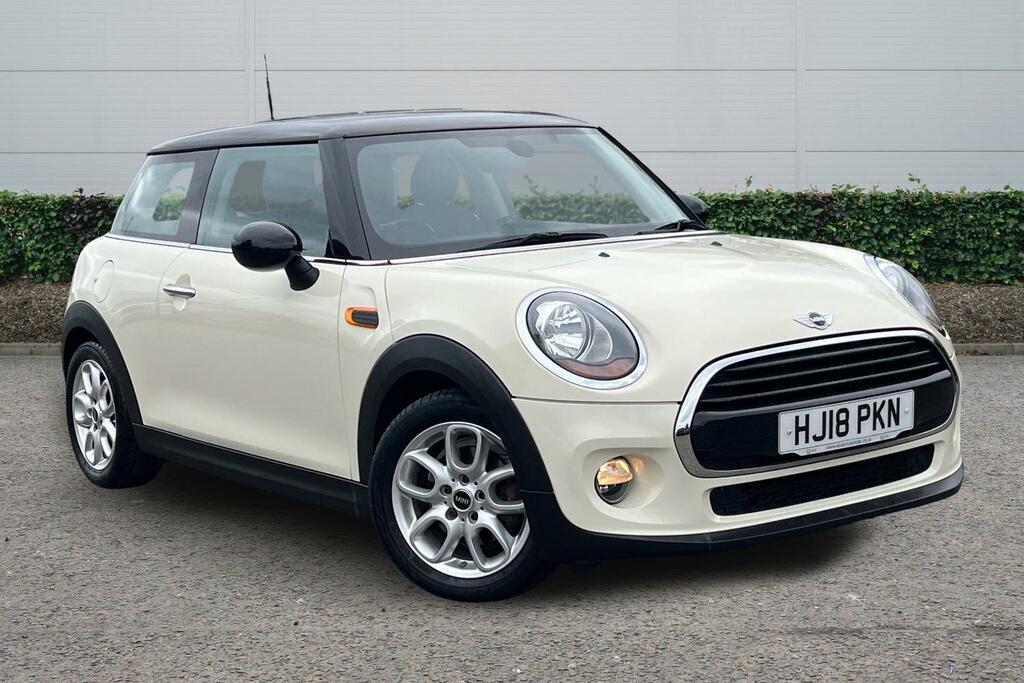 Mini Hatch Mini Hatchback 1.5 Cooper White