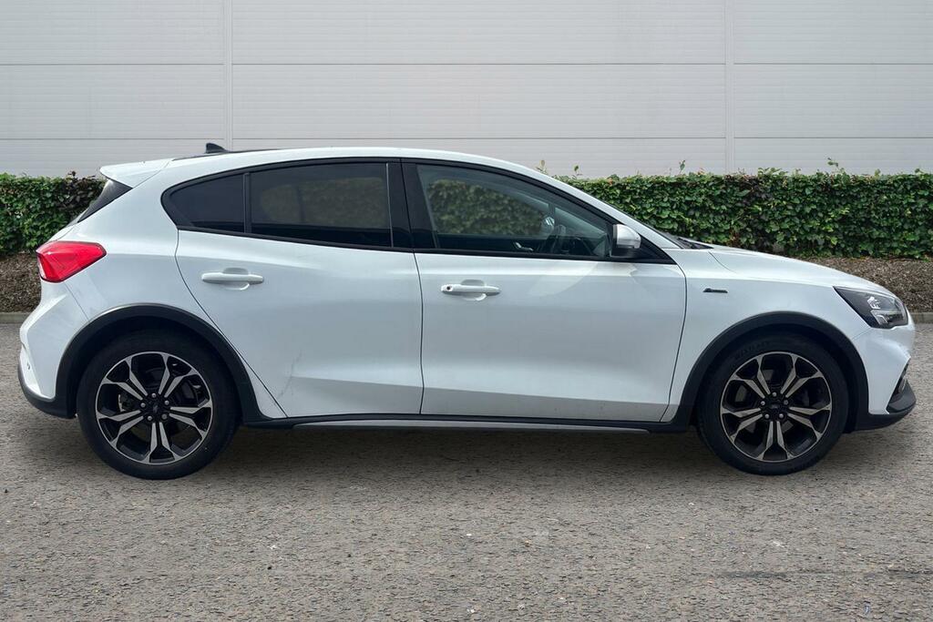 Ford Focus Ford Focus Hatchback 1.0 Ecoboost 125 Active X White #3
