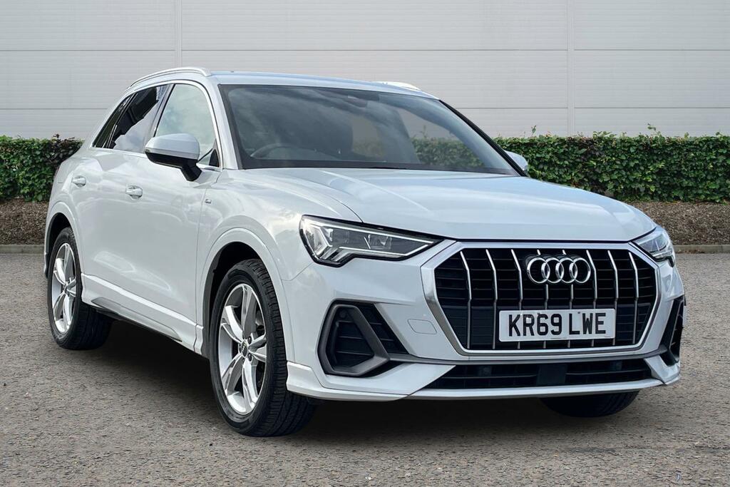 Audi Q3 Audi Q3 Estate 35 Tfsi S Line White
