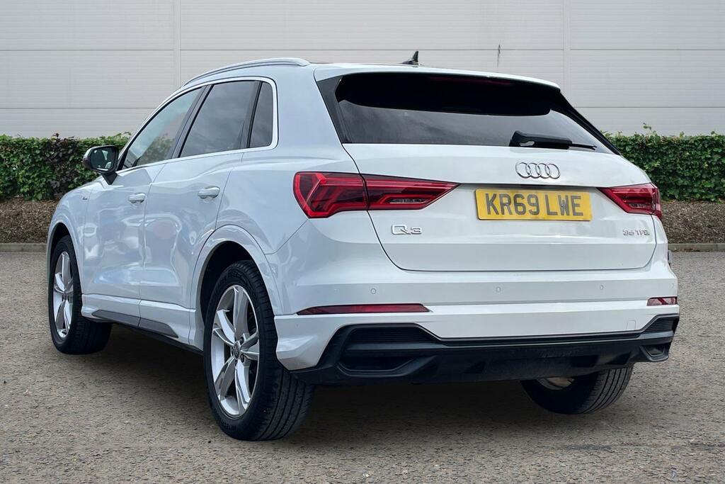 Audi Q3 Audi Q3 Estate 35 Tfsi S Line White #2
