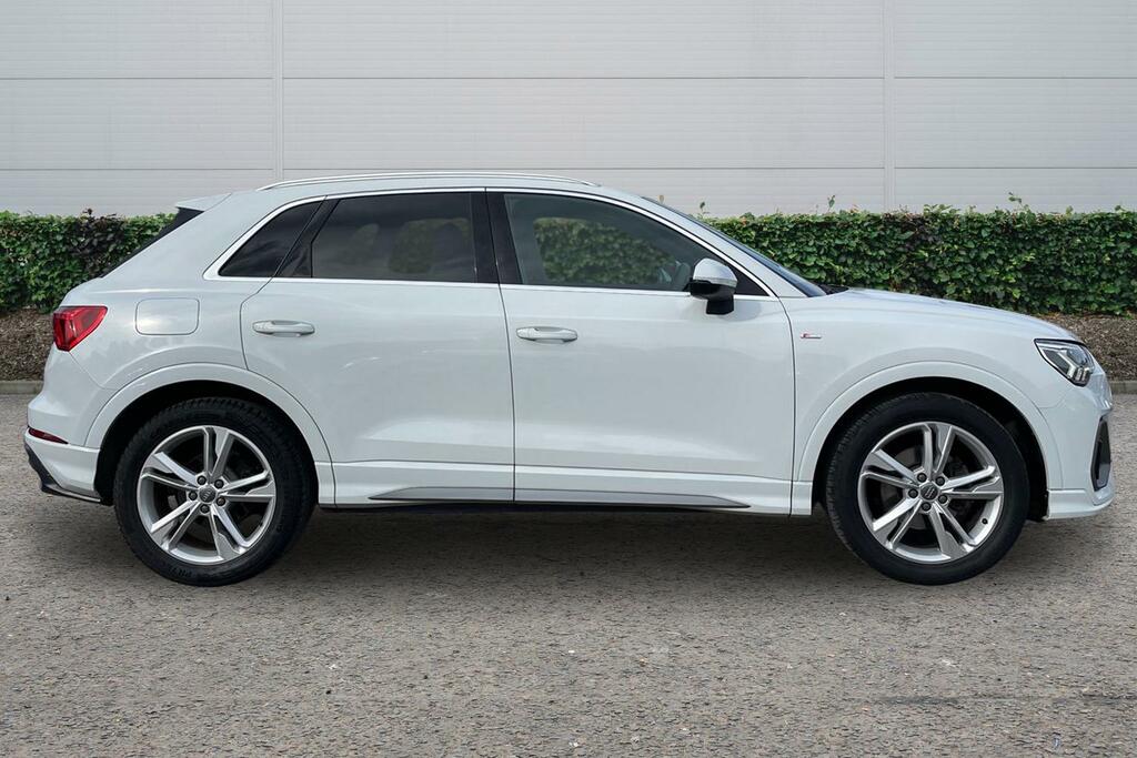 Audi Q3 Audi Q3 Estate 35 Tfsi S Line White #3