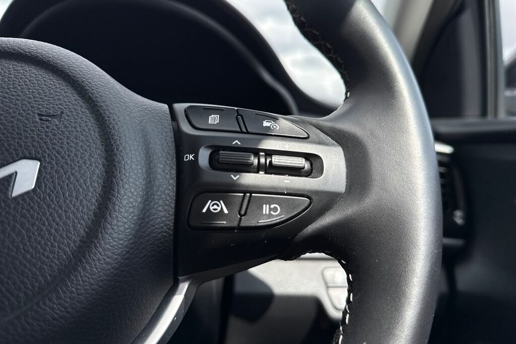 Kia Stonic 1L Gt-line S Black #28
