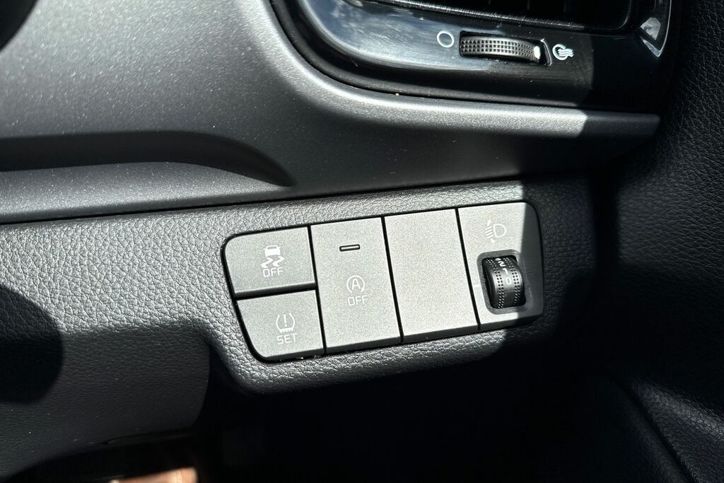Kia Stonic 1L Gt-line S Black #32
