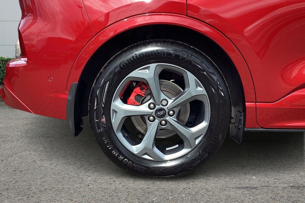 Ford Kuga Ford Kuga Estate 2.5 Fhev St-line Cvt Red #6