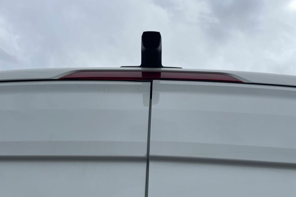 Maxus Deliver 9 2.0 D20 150 Extra High Roof Van White #29