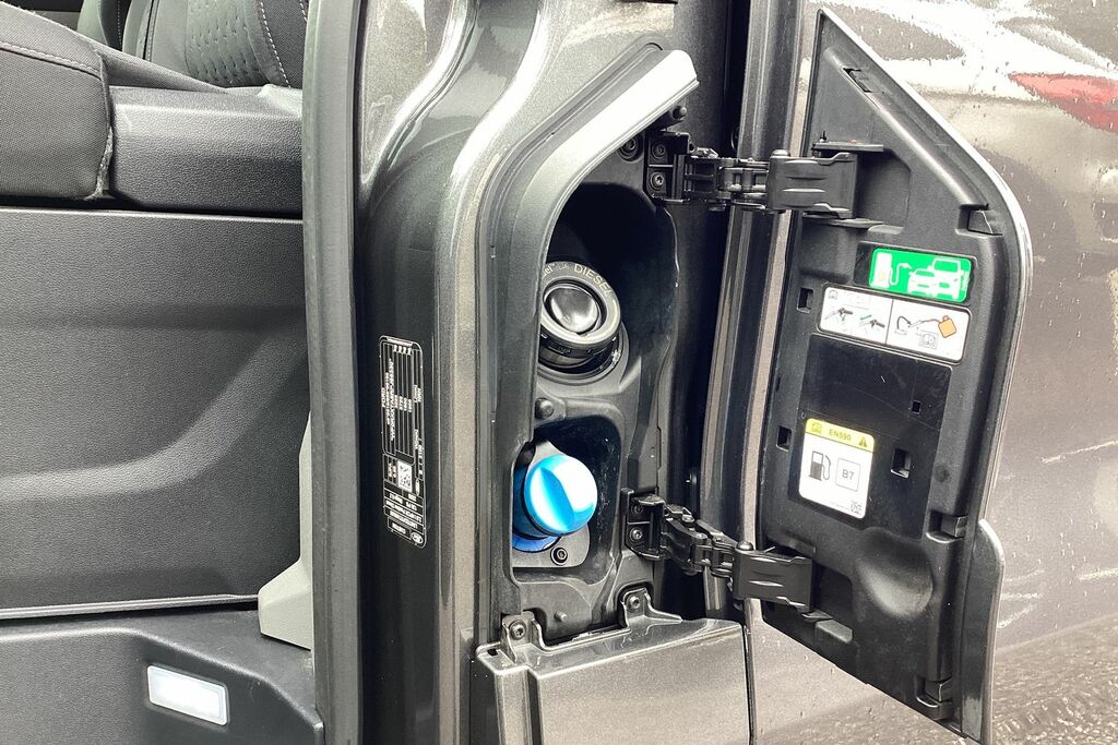 Ford Transit Custom 2.0 Ecoblue Hybrid 130Ps H3 Limited Van Silver #25