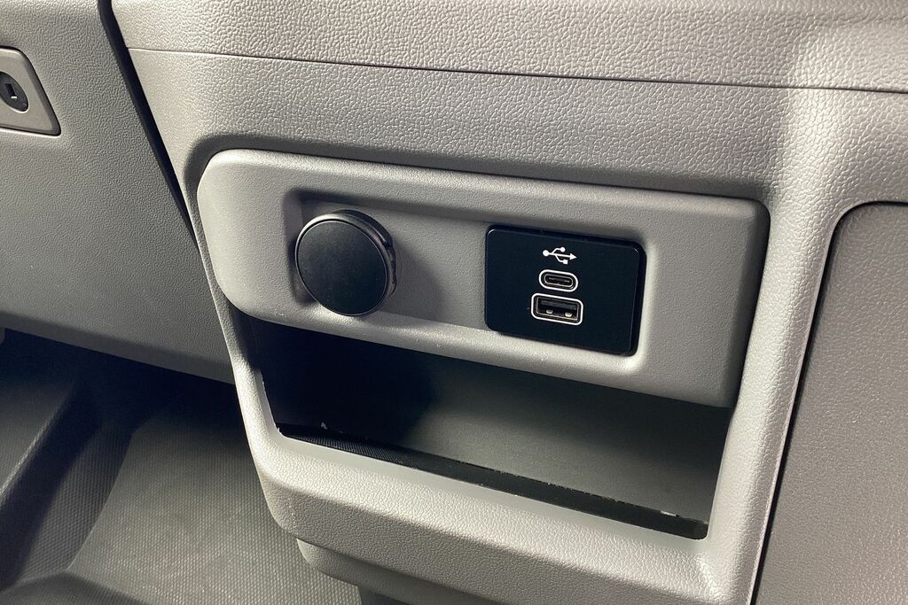 Ford Transit Custom 2.0 Ecoblue Hybrid 130Ps H3 Limited Van Silver #34