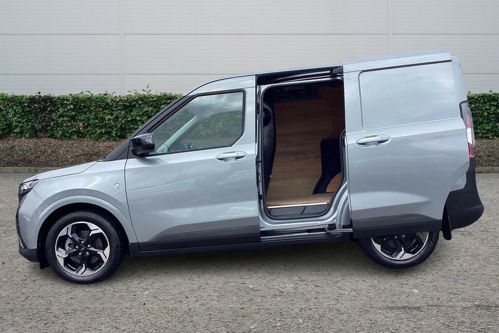 Ford Transit Courier Ford E-transit Courier 100Kw 43Kwh Limited Van Aut #3