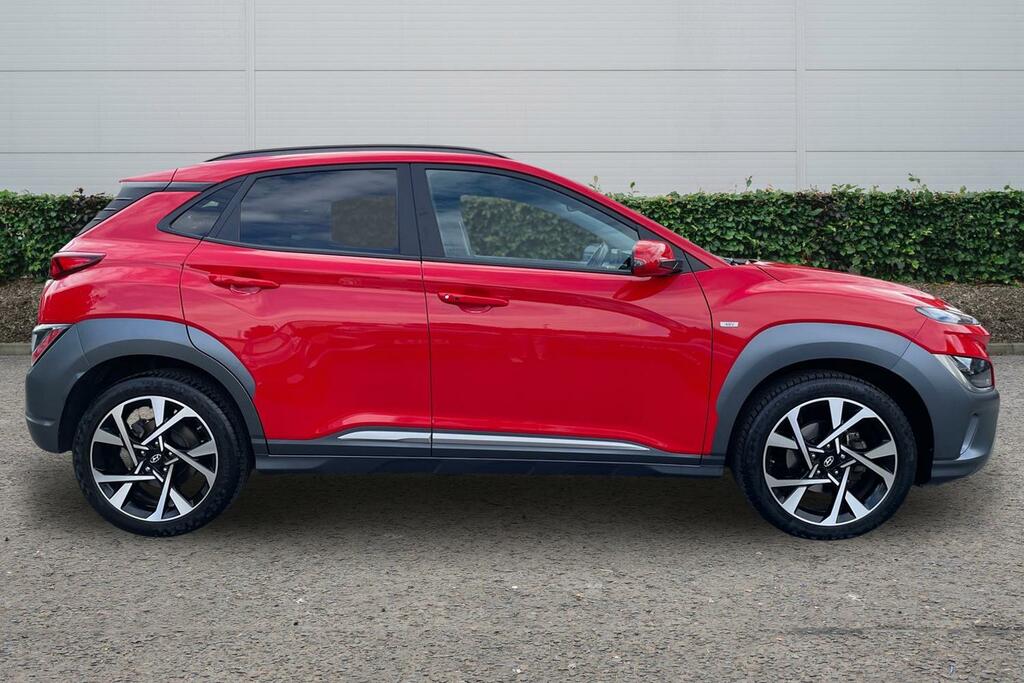 Hyundai Kona Hyundai Kona Hatchback 1.0 Tgdi 48V Mhev Premium 5 Red #3