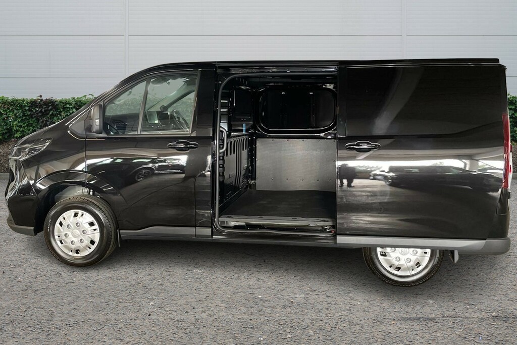Maxus Deliver 7 Maxus Deliver 7 L1 Fwd 2.0 D20 H1 150 Lux V Black #3