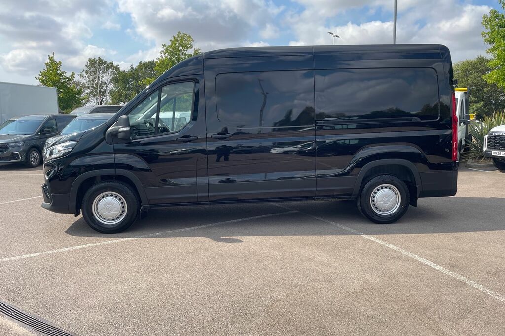 Maxus Deliver 9 Deliver 9 2.0 D20 Work Ready Luton Manu White #27