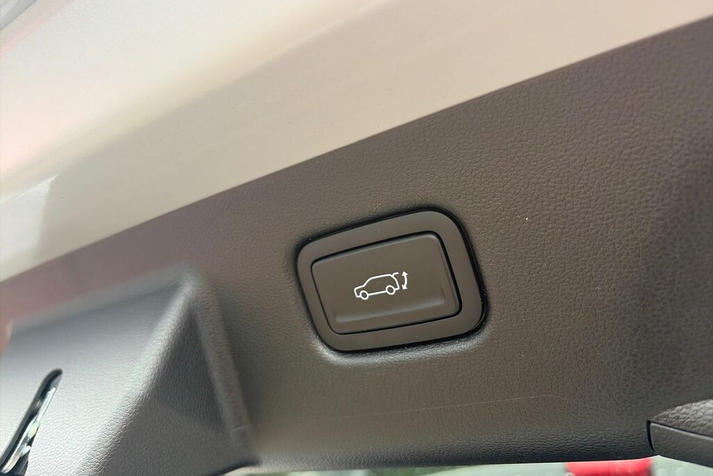 Hyundai Kona Hatchback Grey #26