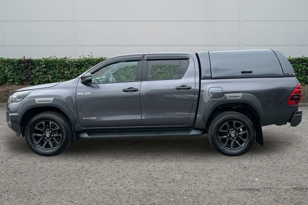 Toyota HILUX Toyota Hilux Invincible X Dcab Pick Up 2.8 Grey #3