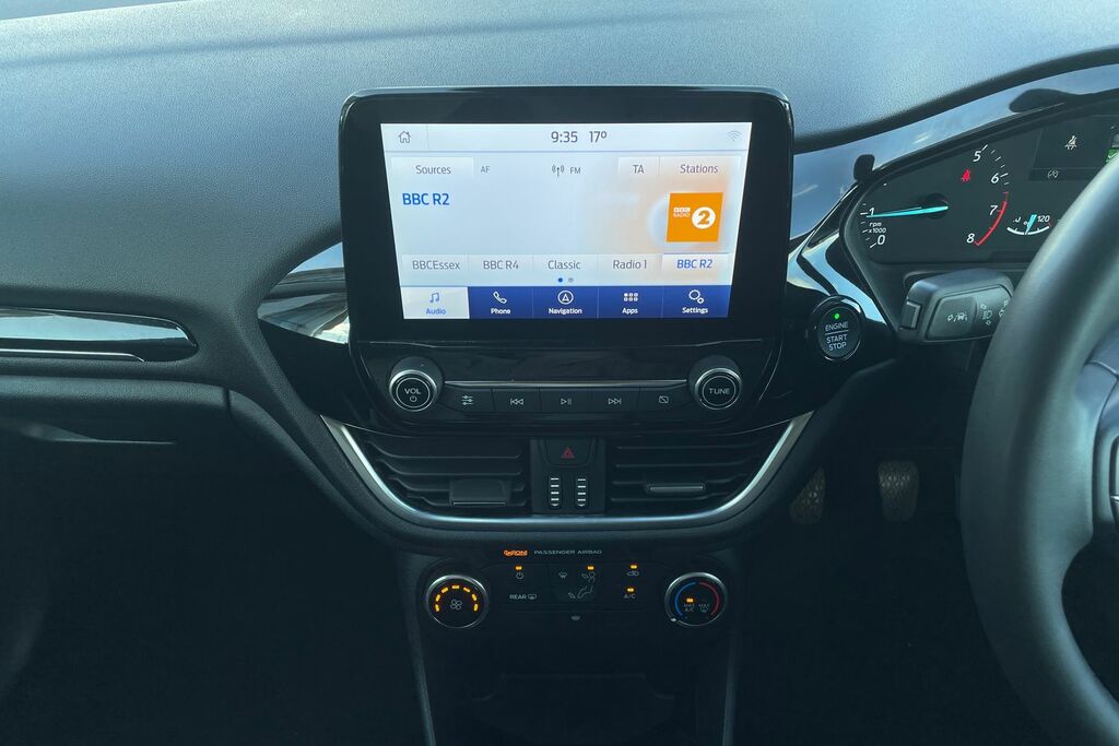 Ford Fiesta 1.0 Ecoboost Titanium White #10
