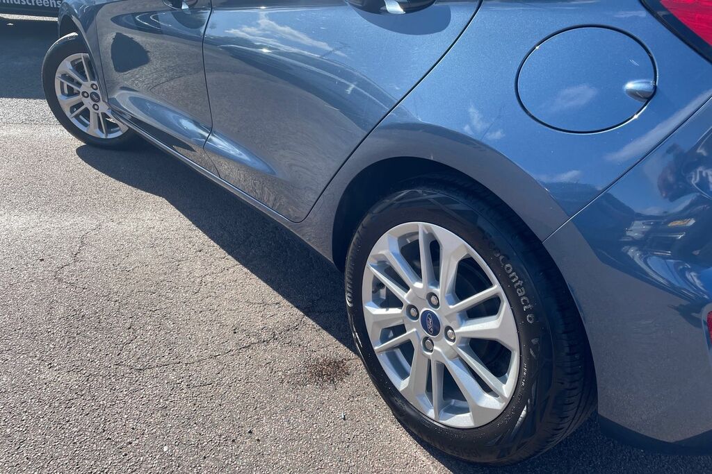 Ford Fiesta 1.0 Ecoboost Titanium White #40